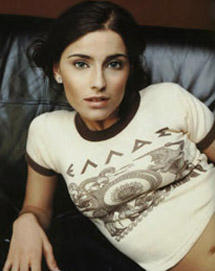 EL FOLKLORE DE NELLY FURTADO